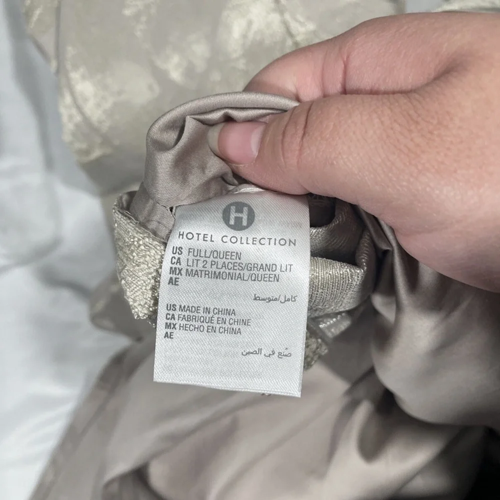 NIB $335 [‎ Full / Queen ] Duvet Cover for Hotel Collection Brushwork